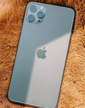 鹤城苹果维修点分享iPhone 11 Pro Max电池发烫特殊问题 